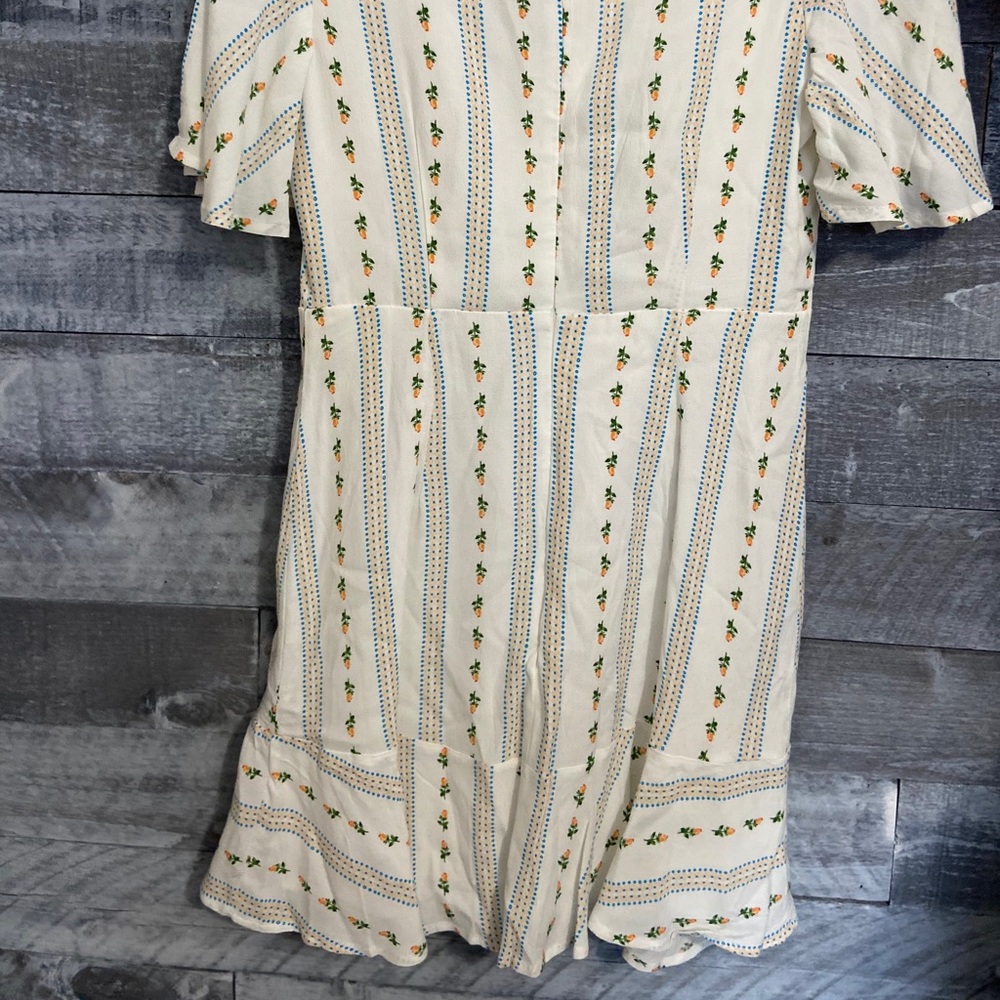 Dress - Picture 3 of 3